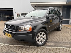 Volvo XC90 - 2.5 T | 7 Persoons | Automaat | Cruise | Climate | Navi | Trekhaak | Orgineel NL | NAP |