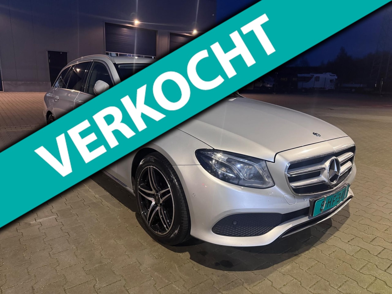 Mercedes-Benz E-klasse Estate - 220 d Multibeam-led sfeerverlichting - AutoWereld.nl