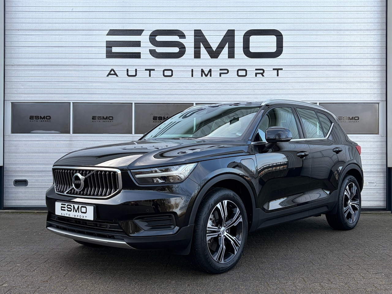 Volvo XC40 - 1.5 T5 Recharge Inscription Sportstoelen Trekhaak wegklapbaar Camera - AutoWereld.nl