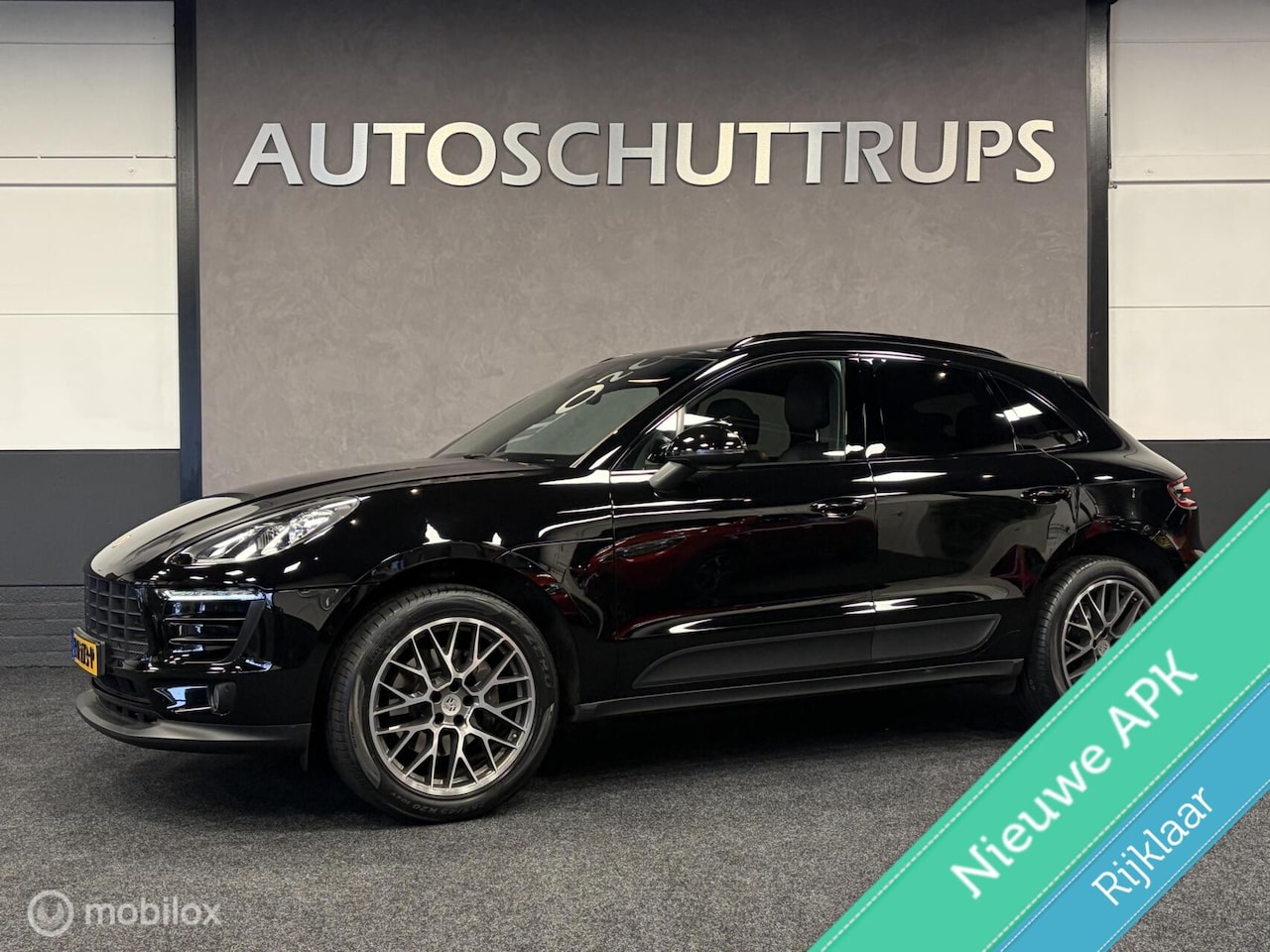 Porsche Macan - 2.0 Turbo 4WD PANO / LEDER / NAVI / CRUISE / LED / LMV 20'' - AutoWereld.nl