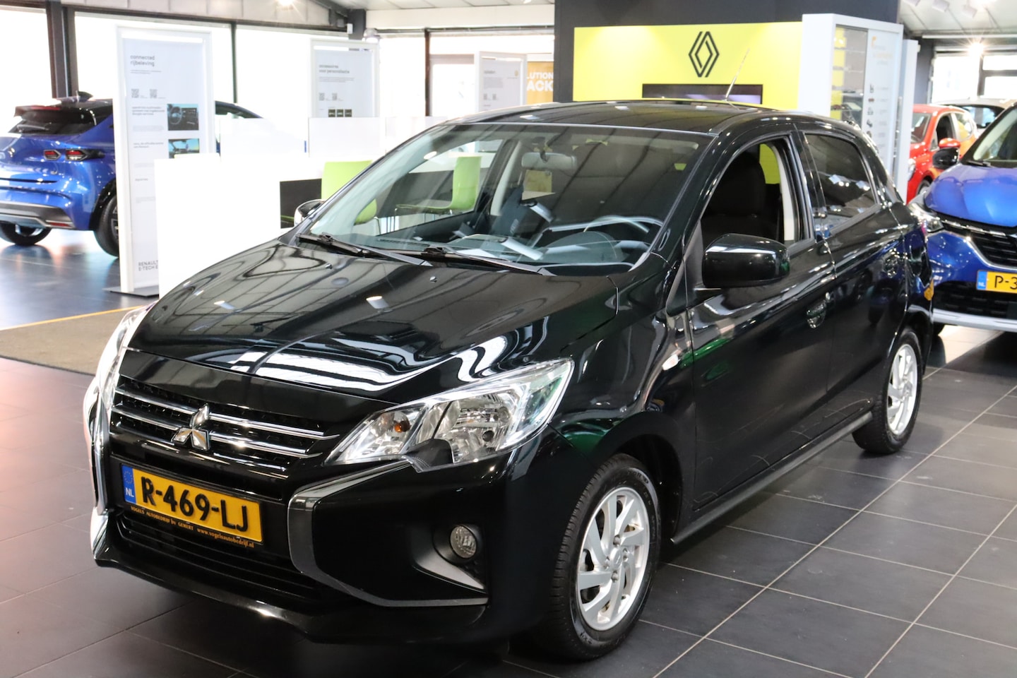Mitsubishi Space Star - 1.2 Dynamic Automaat - AutoWereld.nl
