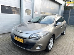 Renault Mégane Estate - 1.5 dCi Dynamiqu-Navi-Clima-Cruise-PDC