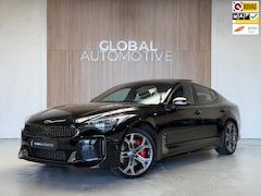 Kia Stinger - 3.3 V6 T-GDI AWD GT - SCHUIFDAK - NL AUTO - STOELVENTILATIE - ALCANTARA DAKHEMEL