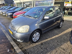 Toyota Yaris - 1.3 VVT-i S-Line |2E EIGENAAR | 12MND GARANTIE | NW APK | AIRCO |