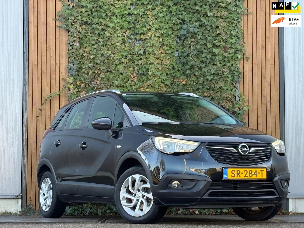 Opel Crossland X - 1.2 Turbo Online Edition 1.2 Turbo Online Edition - AutoWereld.nl