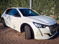 Peugeot e-208 - EV GT 350 50 kWh | Stoelverwarming | Accu 89% | Camera