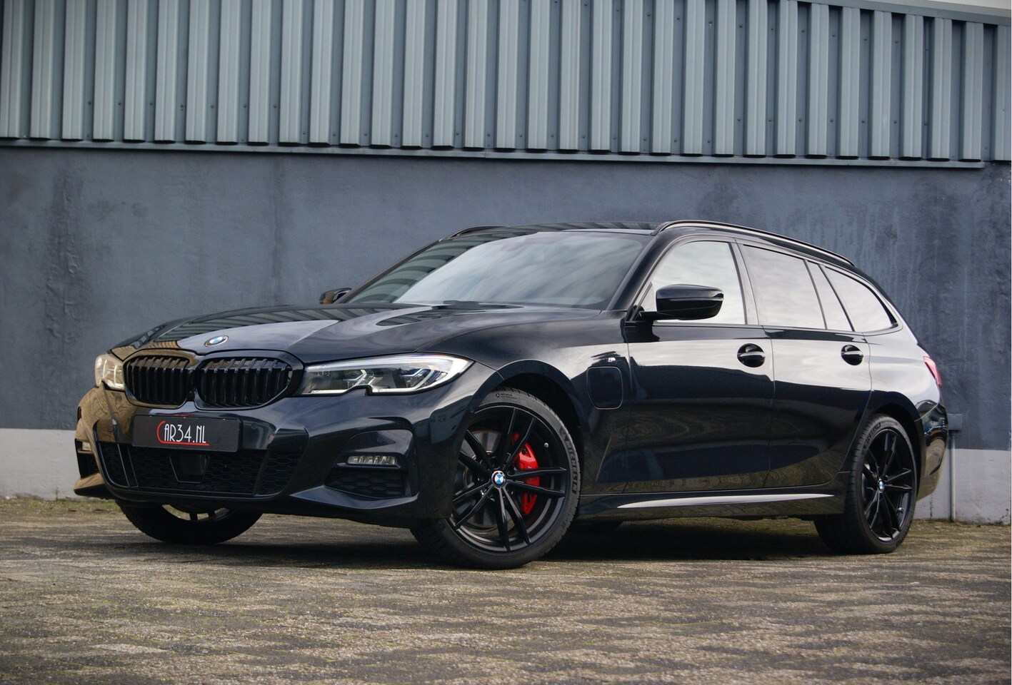 BMW 3-serie Touring - 330e 292PK xDrive M-Sport M-Stoel/Memory/Harman-K/Laser/19Inch/Soh97% Aut8 - AutoWereld.nl