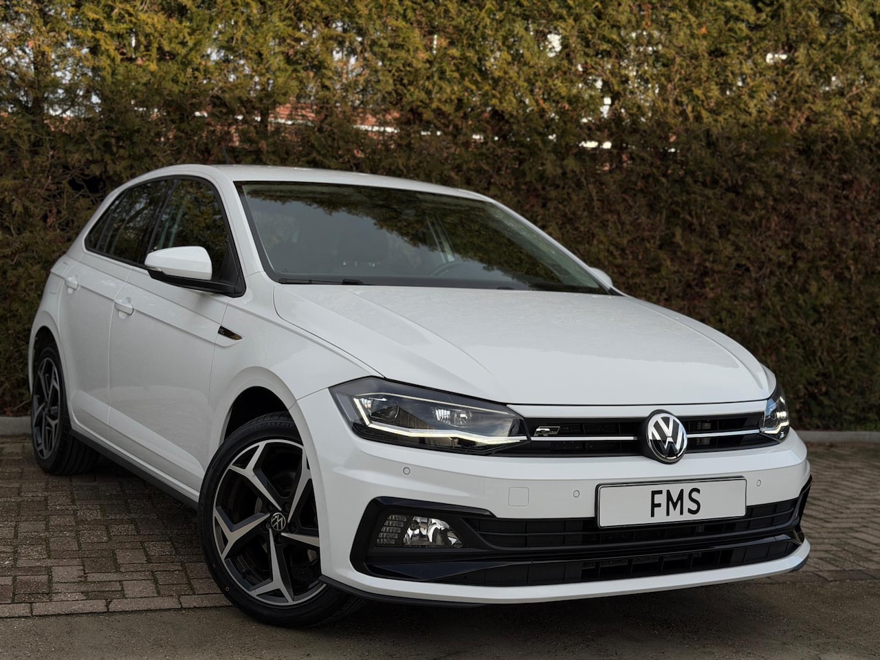 Volkswagen Polo - 1.0 TSI R-Line Edition CarPlay Camera - AutoWereld.nl