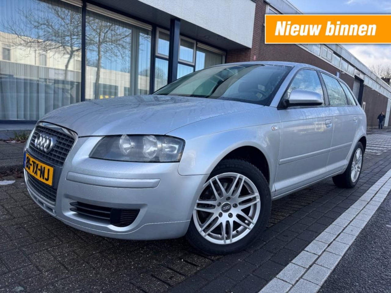 Audi A3 - 1.6 Attraction 5drs CLIMA LMW NETTE AUTO RIJDT GOED NAP APK 6-2026 - AutoWereld.nl