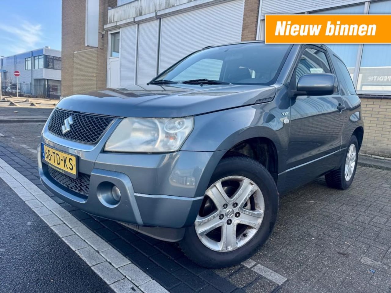 Suzuki Grand Vitara - 1.6-16V Exclusive 4WD AIRCO NAVI TREKHAAK NAP APK - AutoWereld.nl