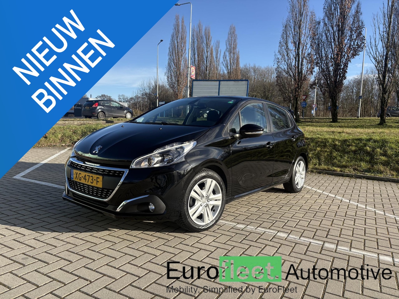 Peugeot 208 - 1.2 PureTech Signature carplay | AIRCO | lage kilometerstand - AutoWereld.nl