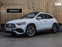 Mercedes-Benz GLA-Klasse - 250 4MATIC AMG Line *Pano*Camera*Sfeerverlichting*Carplay