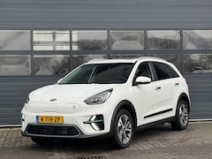 Kia e-Niro - EXECUTIVELINE 64 KWH I 3-FASE I 100% SOH I ADAPTIVE CRUISE CONTROL I APPLE CARPLAY