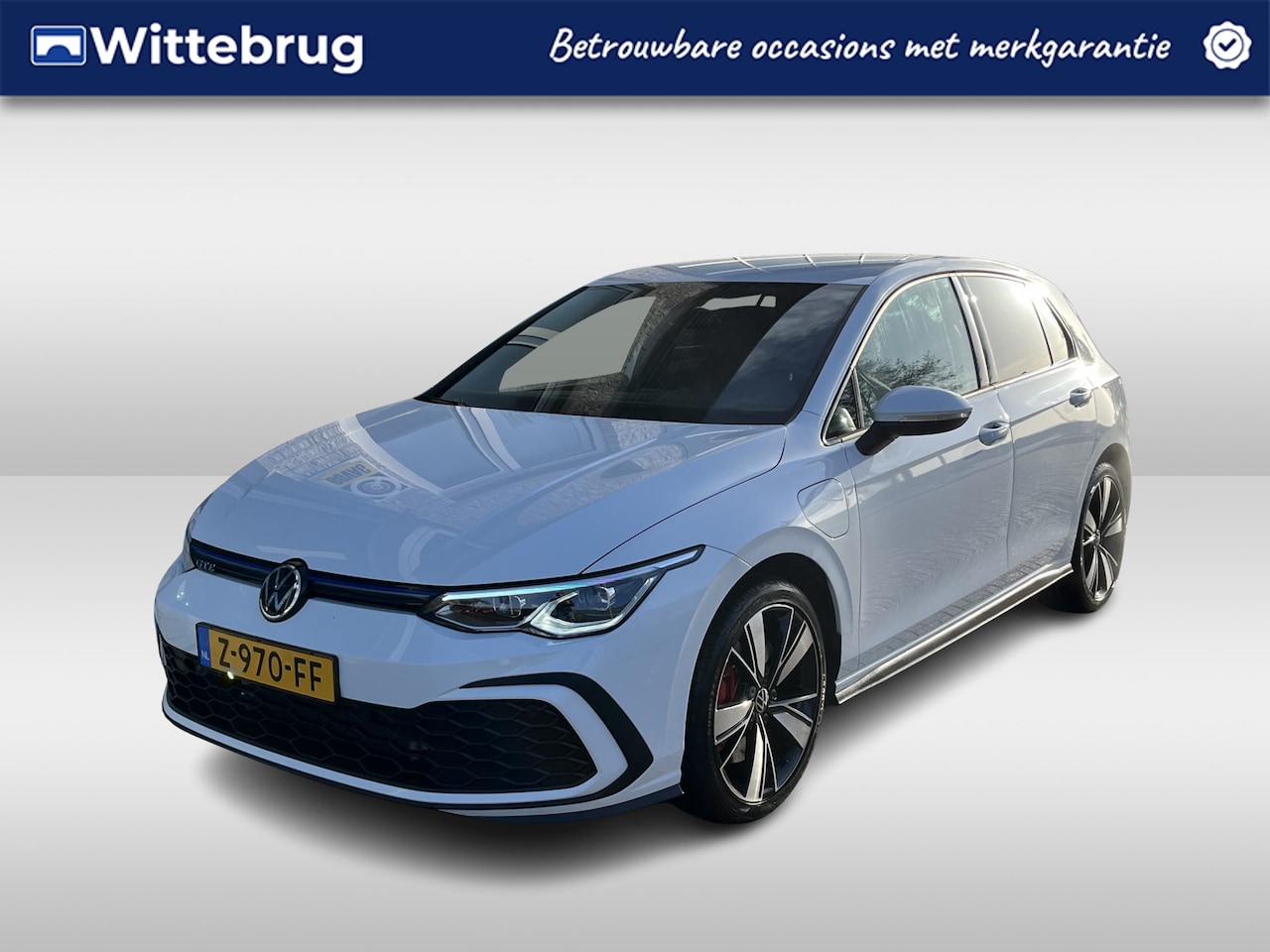 Volkswagen Golf - 1.4 eHybrid GTE / AUTOMAAT/ PARKEER SENSOREN V+A/ ACC/ APP-CONNECT/ RIJ-MODI/ DIGITAL DASH - AutoWereld.nl