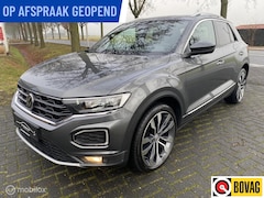 Volkswagen T-Roc - 1.5 TSI DSG I Sport I LED INavigatie I 19 INCH I