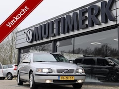 Volvo V70 - 2.5 T AWD Summum Automaat