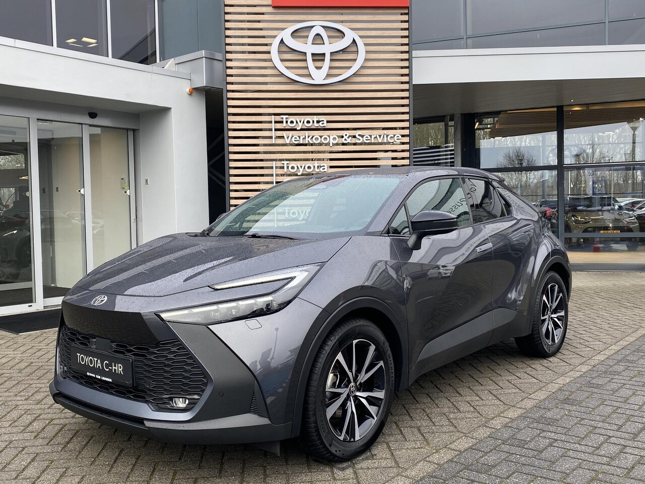 Toyota C-HR - 1.8 Hybrid 140 First Edition - AutoWereld.nl