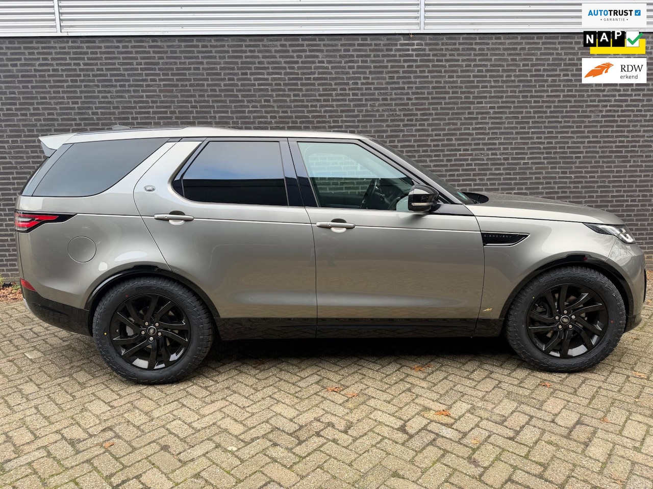 Land Rover Discovery - 2.0 Si4 Landmark Edition 7p. 2.0 Si4 Landmark Edition 7p. - AutoWereld.nl