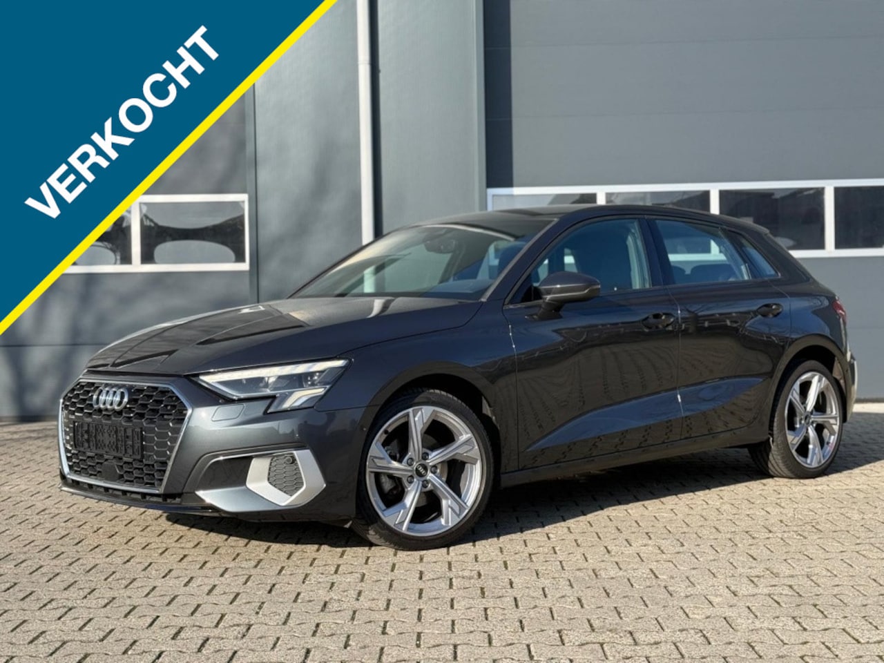 Audi A3 Sportback - 30 TFSI S edition gratis 1 jaar garantie! - AutoWereld.nl