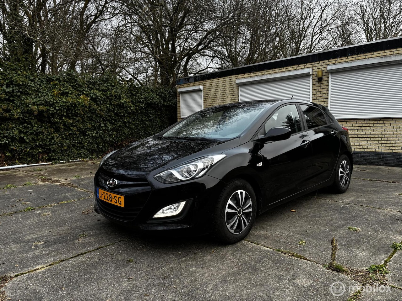 Hyundai i30 - 1.4 Cruise Clima Led 5 Deurs NAP !! - AutoWereld.nl