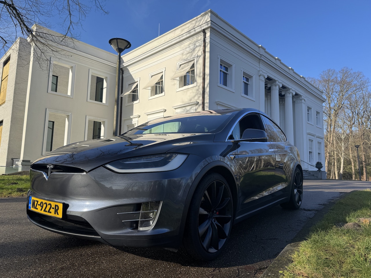 Tesla Model X - 90D Base 7p. FREE SUPERCHARGE ! - AutoWereld.nl
