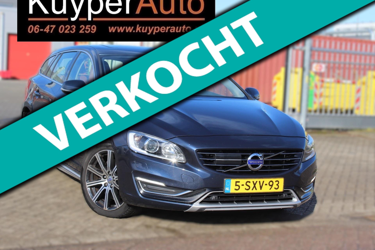 Volvo V60 - 2.4 D6 AWD Plug-In Hybrid Summum HYBRIDE STORING bomvol opties - AutoWereld.nl