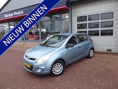 Hyundai i20 - 1.2i Business Edition AIRCO, TREKH, CPV+AFST.BED, EL RMN, RADIO-CD