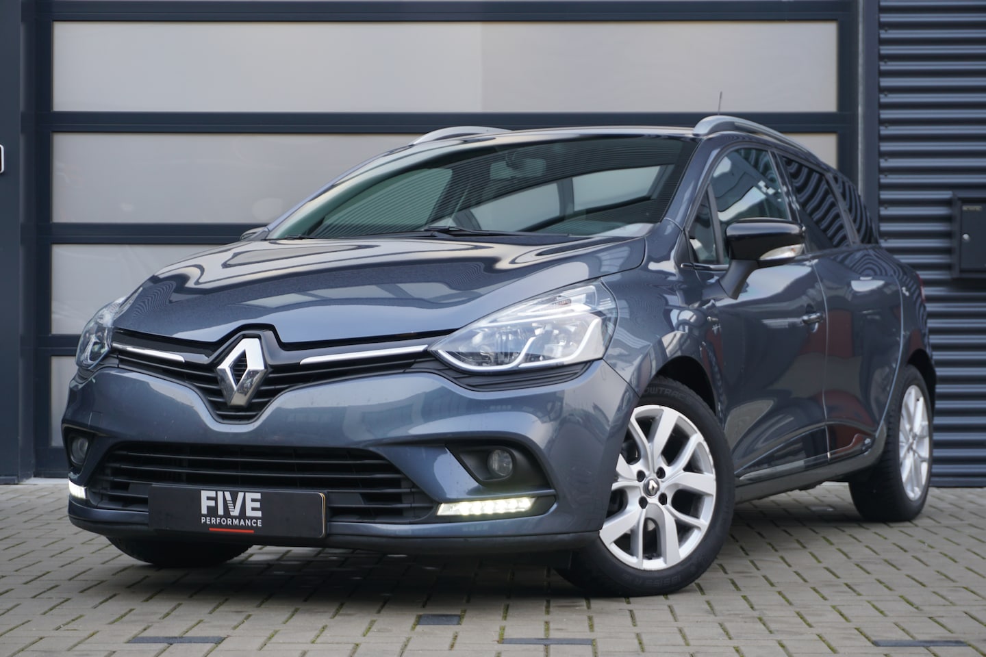 Renault Clio Estate - 0.9 TCe Limited - AutoWereld.nl
