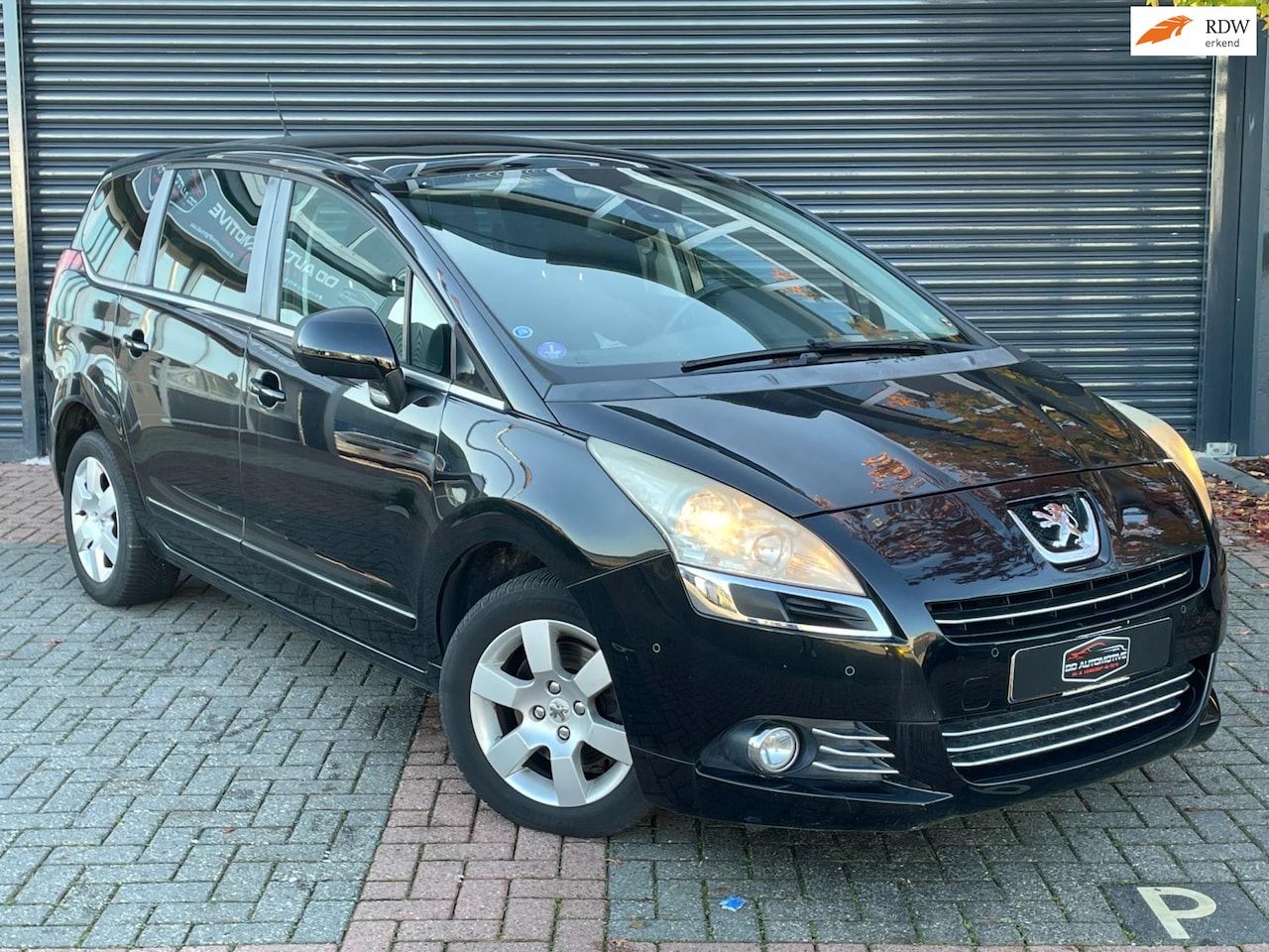 Peugeot 5008 - 1.6 THP ST 7p. Automaat | Pano | Pdc | Cruise | Climate Control - AutoWereld.nl