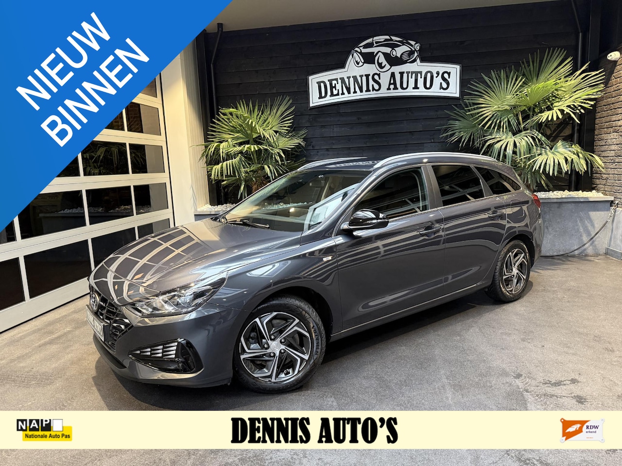 Hyundai i30 Wagon - 1.5 T-GDi MHEV Premium 1.5 T-GDi MHEV Premium - AutoWereld.nl