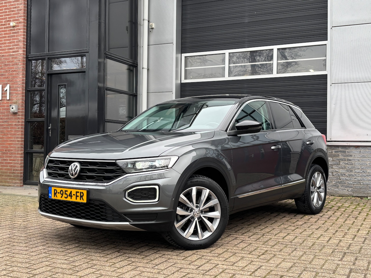 Volkswagen T-Roc - 2.0 TDI Style Business Trekhaak - AutoWereld.nl