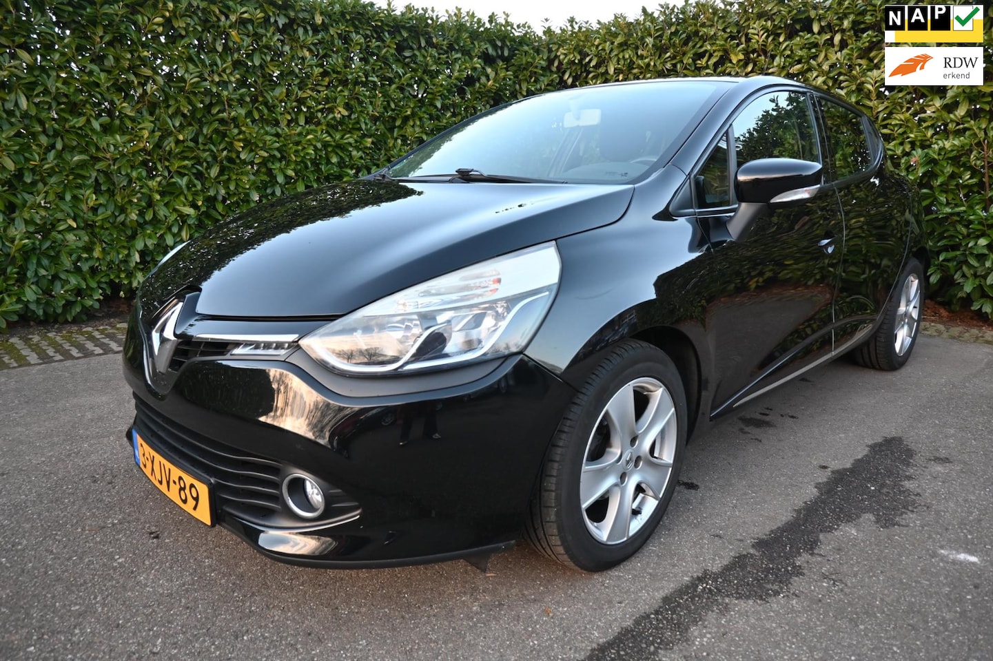 Renault Clio - 0.9 TCe Expression. Origineel Nederlandse auto met NAP. - AutoWereld.nl