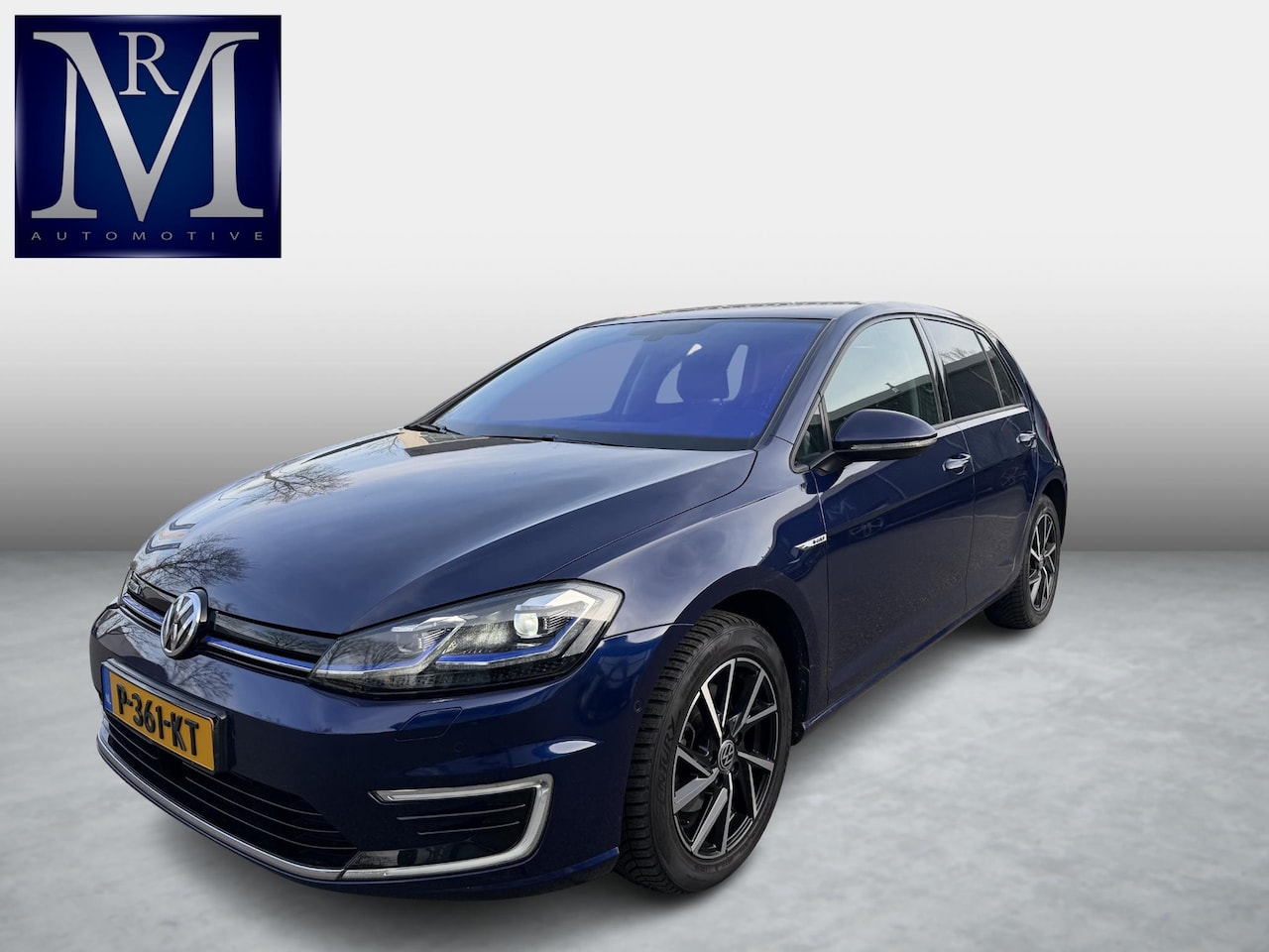 Volkswagen e-Golf - e-Golf SOH 90% | WARMTEPOMP | CAMERA | VIRTUAL DASH | DODE HOEK | CARPLAY | STOELVERWARMIN - AutoWereld.nl