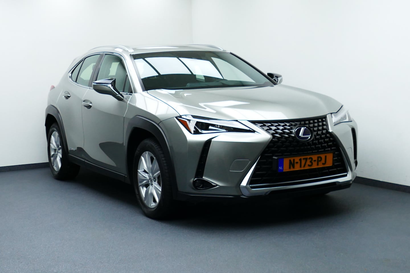 Lexus UX - 250h 250h - AutoWereld.nl