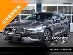 Volvo V60 - 2.0 T6 Plug-in hybrid AWD Essential Bright | Stoel & Stuurverwarming | Parkeercamera | Led