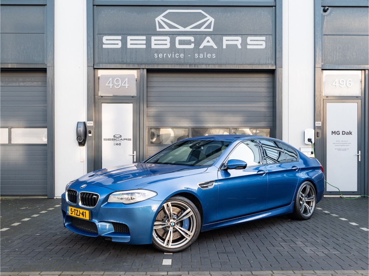 BMW M5 - 5-serie CARPLAY, HUD, MASSAGE - AutoWereld.nl