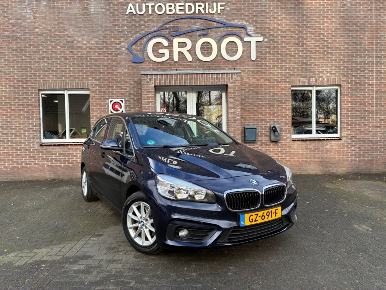 BMW 2-serie Active Tourer - 218I ESSENTIAL  Active Tourer - AutoWereld.nl