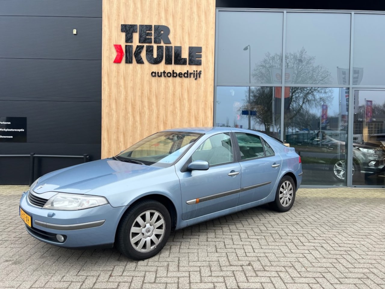 Renault Laguna - 3.0-24V V6 Dynamique 2003 - AutoWereld.nl