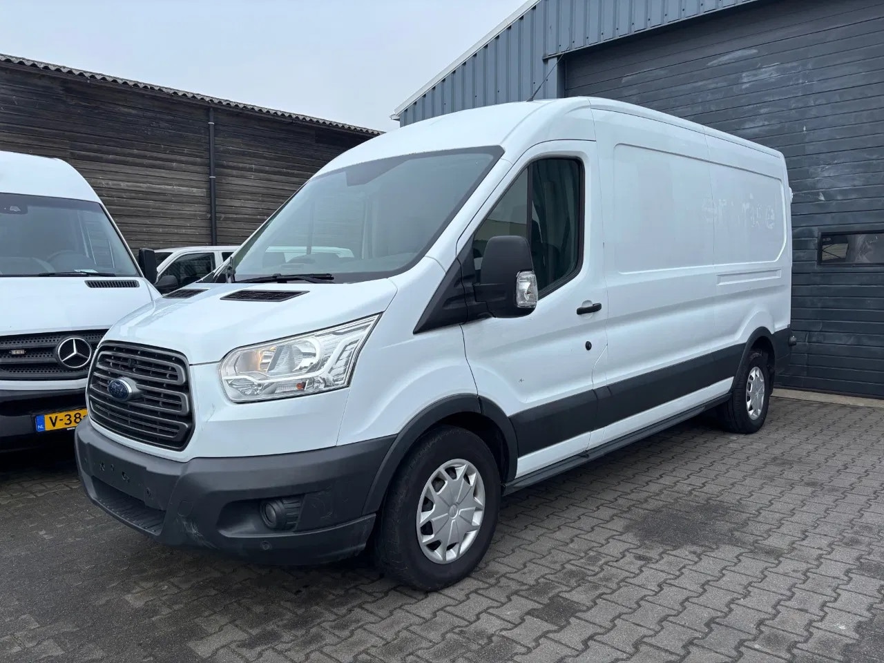 Ford Transit - 2.2 TDCI L3 H2 Airco AHK Cruise control - AutoWereld.nl