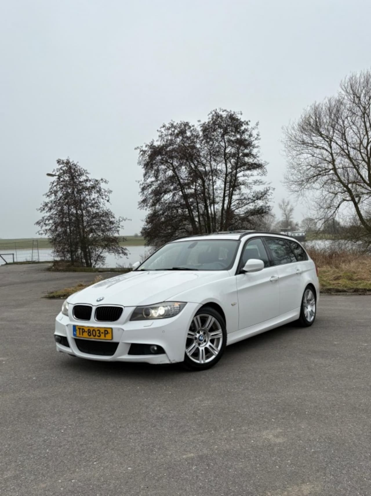 BMW 3-serie Touring - 318i High Executive M PANO XENON STOELVERW - AutoWereld.nl
