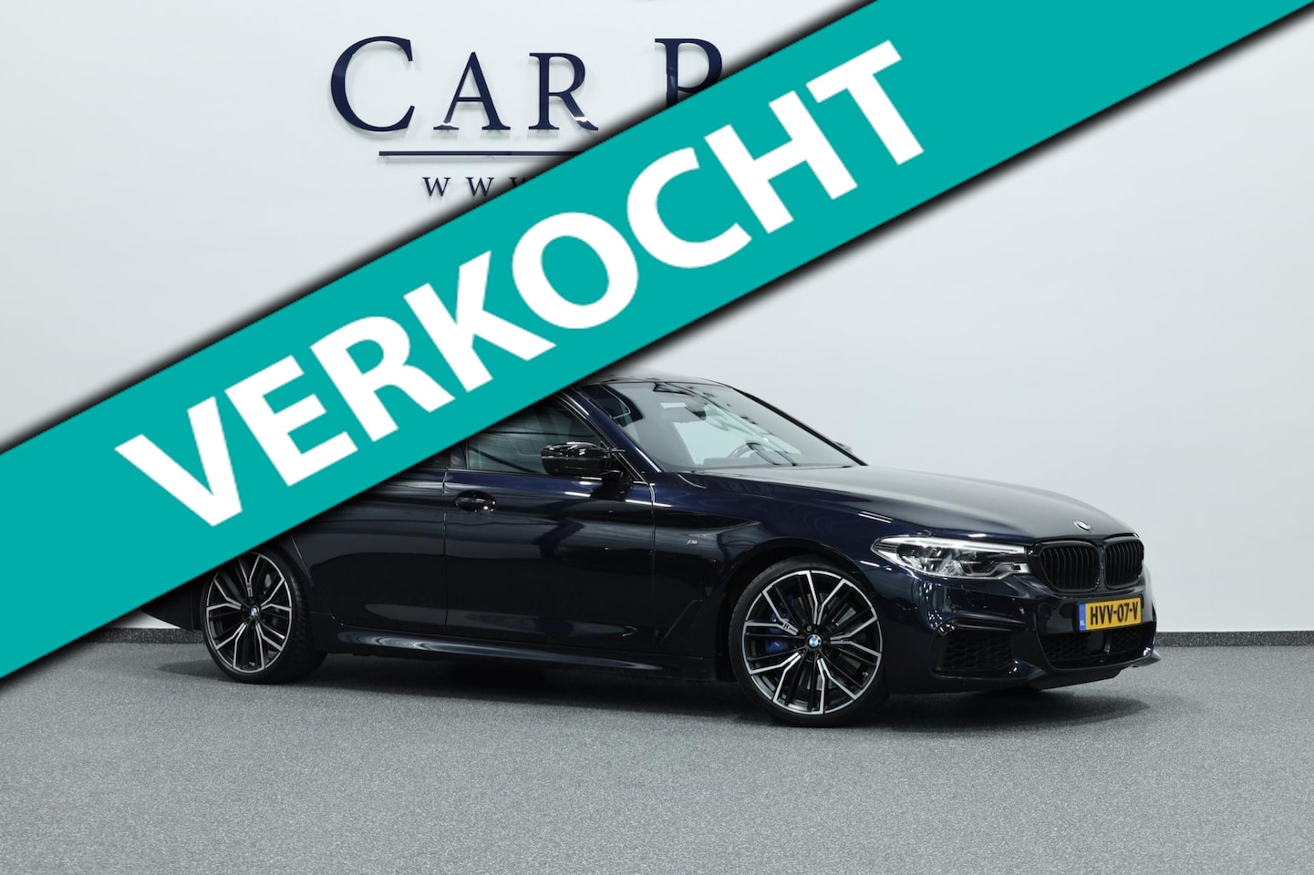 BMW 5-serie - M550i xDrive BOWERS&WILKINS/NIGHT/SOFTCLOSE/LEER+MASSAGE/20"/360 CAM/ACC/ECC/12 MND GARANT - AutoWereld.nl