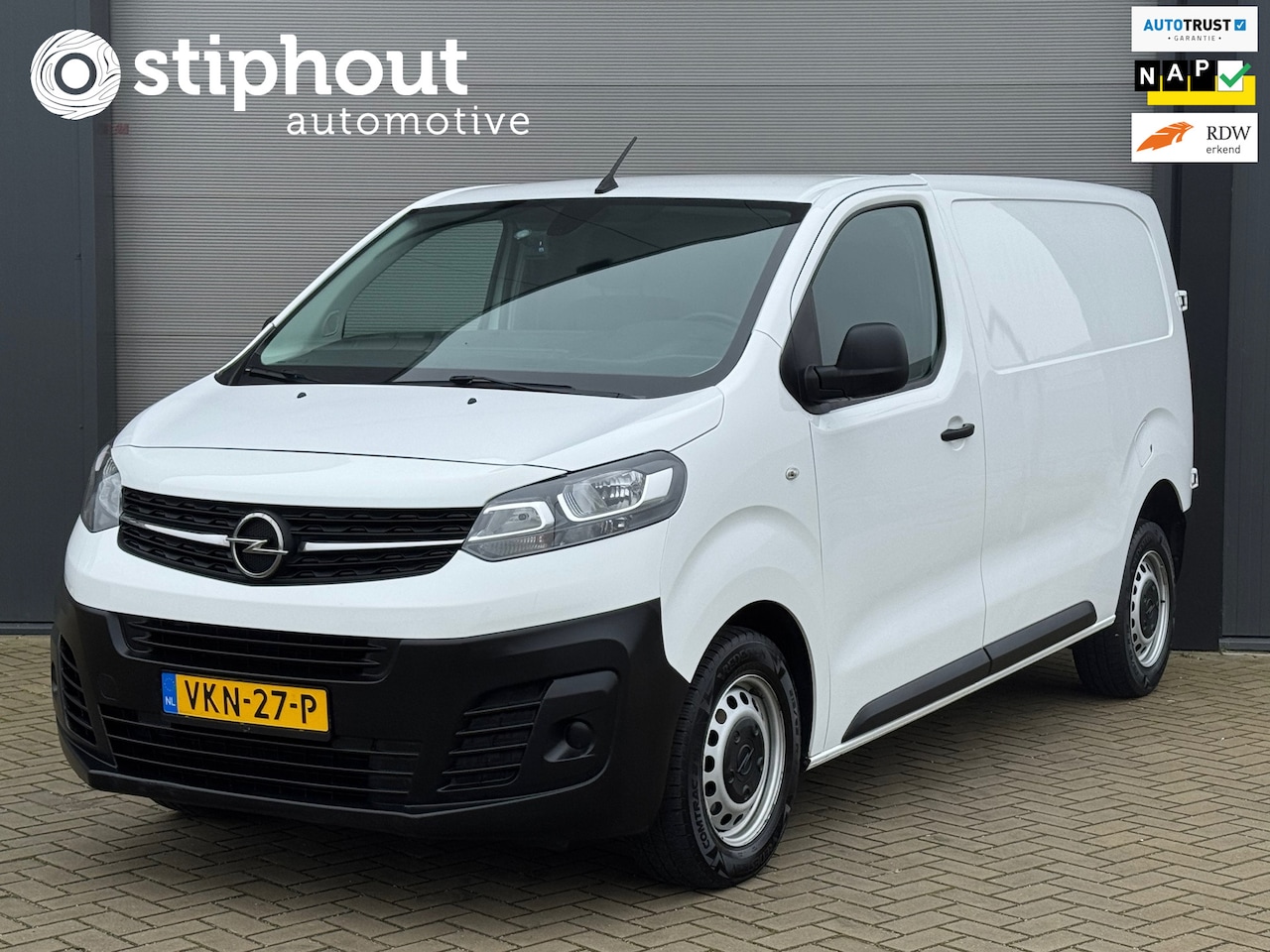 Opel Vivaro - 2.0 CDTI L2H1 Edition | TREKHAAK | NAVIGATIE | CAMERA | AIRCO - AutoWereld.nl