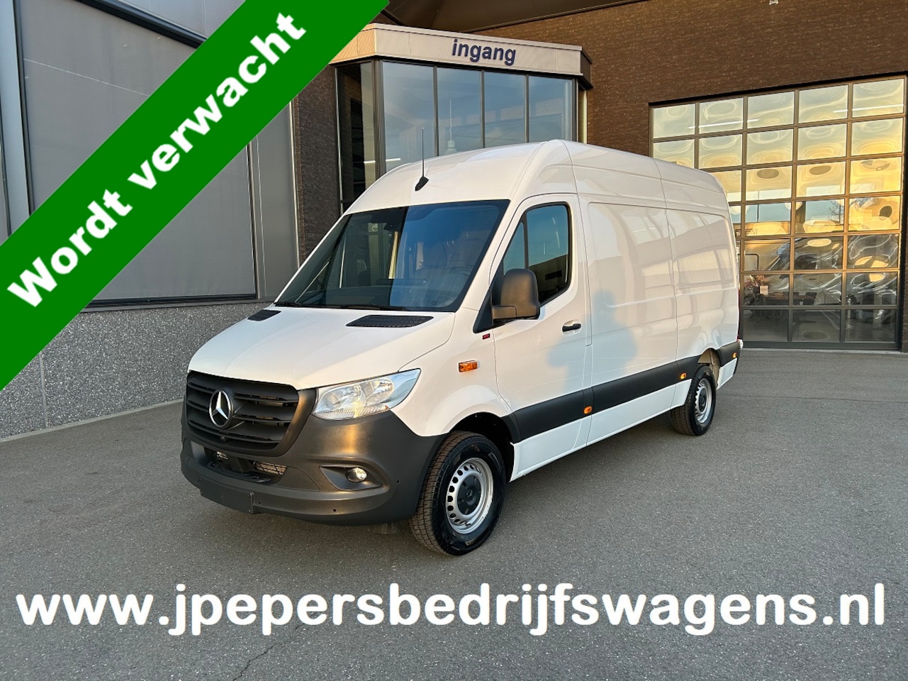 Mercedes-Benz Sprinter - 317 CDI L2 H2 Automaat / 360 Camera / MBUX / Navigatie / Cruise control / Airco / 270 Grad - AutoWereld.nl