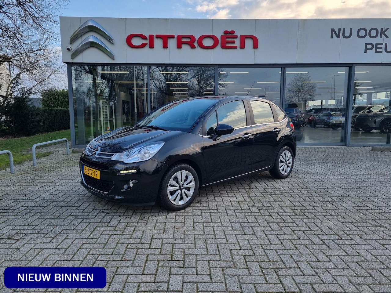 Citroën C3 - 1.2 PureTech Collection 1.2 PureTech Collection - AutoWereld.nl