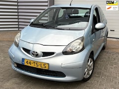 Toyota Aygo - 1.0-12V +