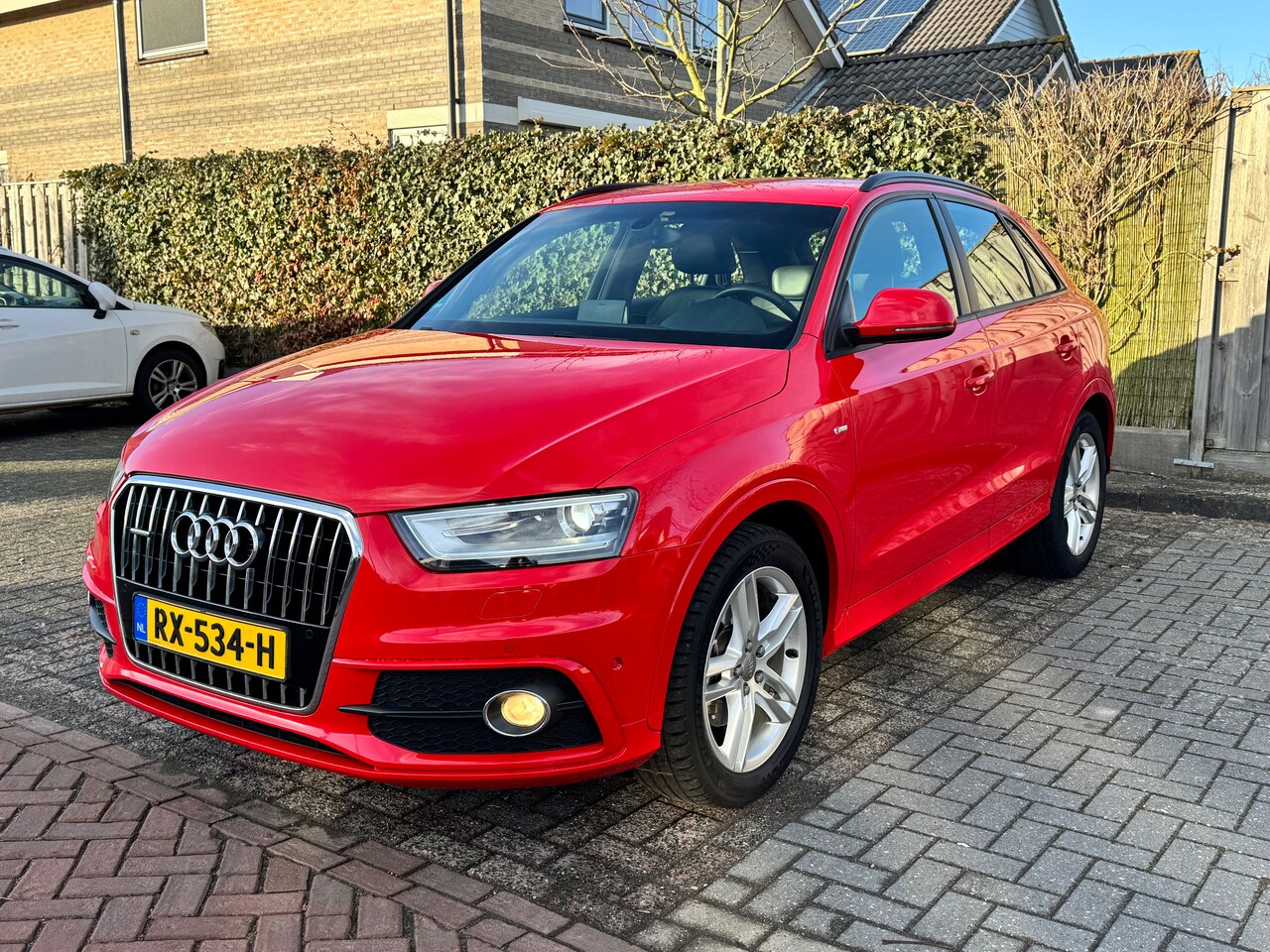 Audi Q3 - 2.0 TDI quattro S Edition LED, TREKHAAK origineel wegklapbaar