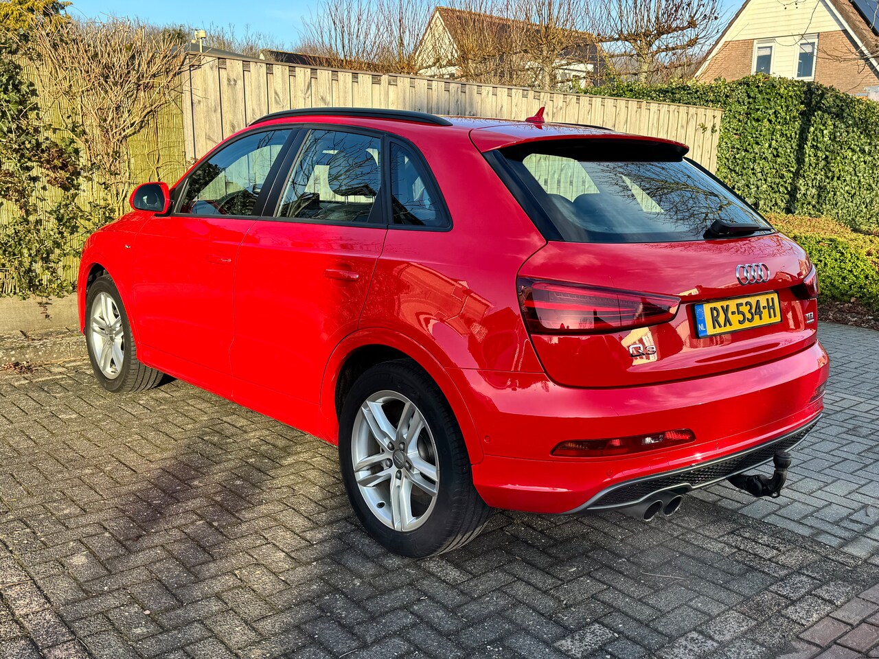 Audi Q3 - 2.0 TDI quattro S Edition LED, TREKHAAK origineel wegklapbaar