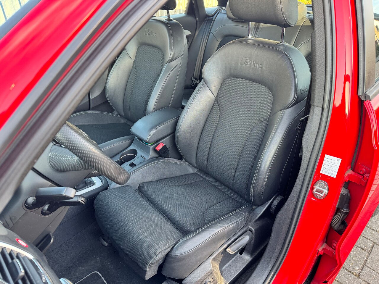 Audi Q3 - 2.0 TDI quattro S Edition LED, TREKHAAK origineel wegklapbaar