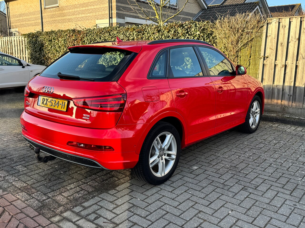 Audi Q3 - 2.0 TDI quattro S Edition LED, TREKHAAK origineel wegklapbaar
