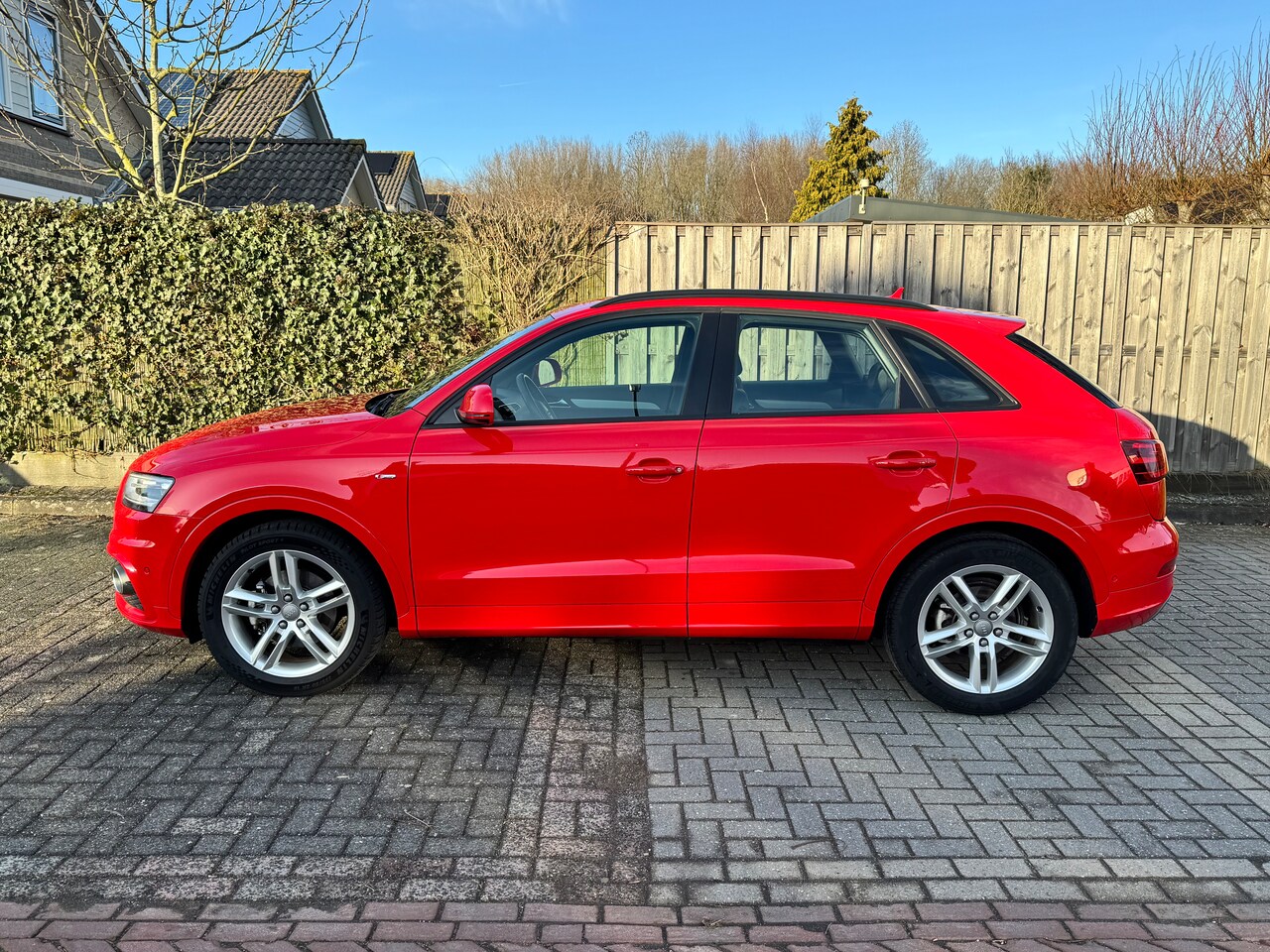 Audi Q3 - 2.0 TDI quattro S Edition LED, TREKHAAK origineel wegklapbaar